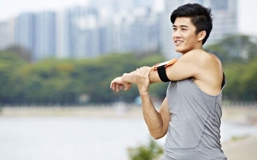 5 Manfaat Stretching Sebelum Olahraga